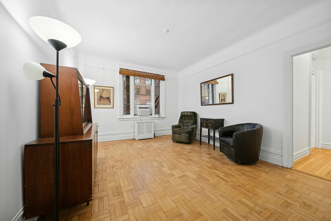 Co Op in New York, New York, United States 2 - 16886780