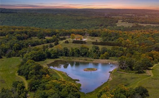 Land in Canehill, Arkansas, United States 1