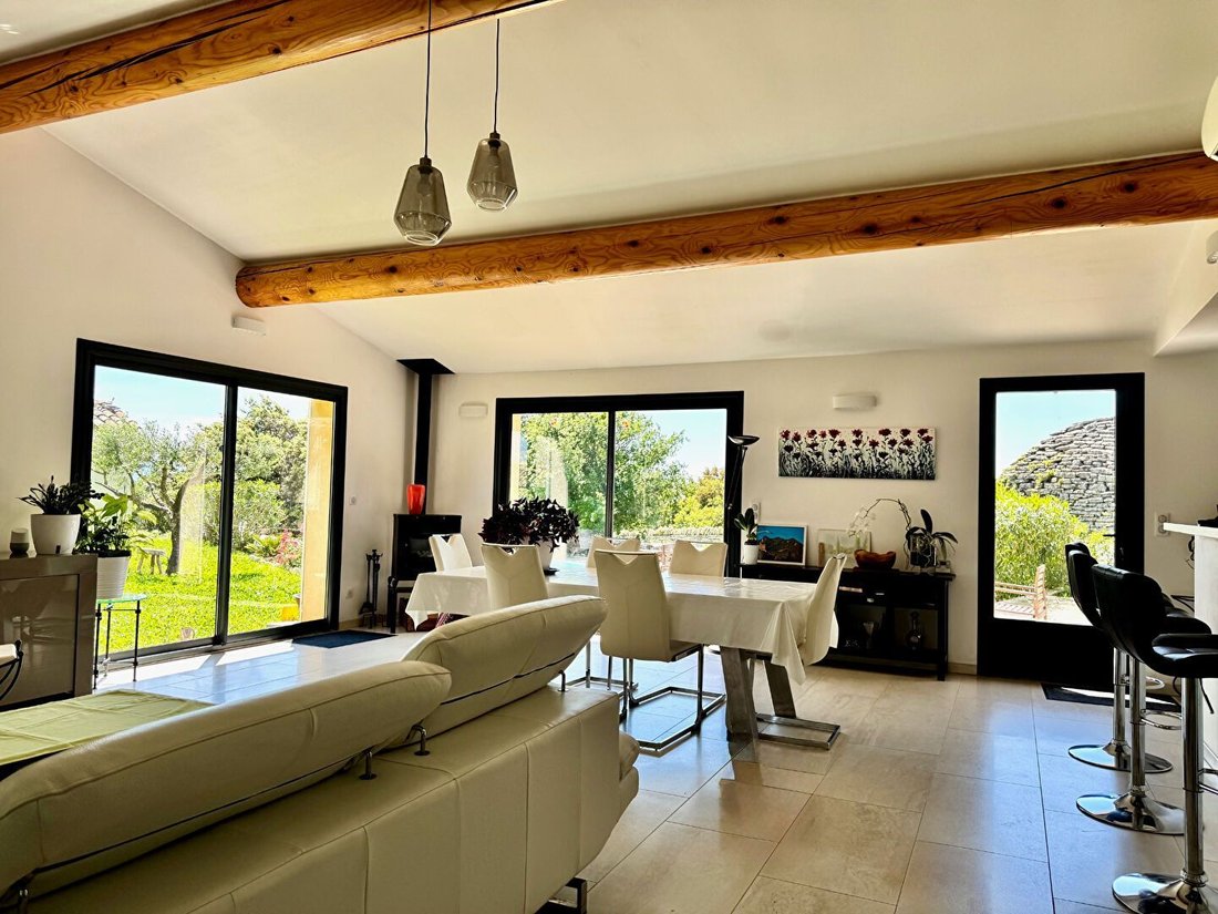 House in Gordes, Provence-Alpes-Côte d'Azur, France 2 - 16130083