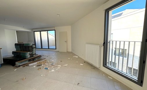 Apartment in Le Lac-Bacalan, Bordeaux, France 1