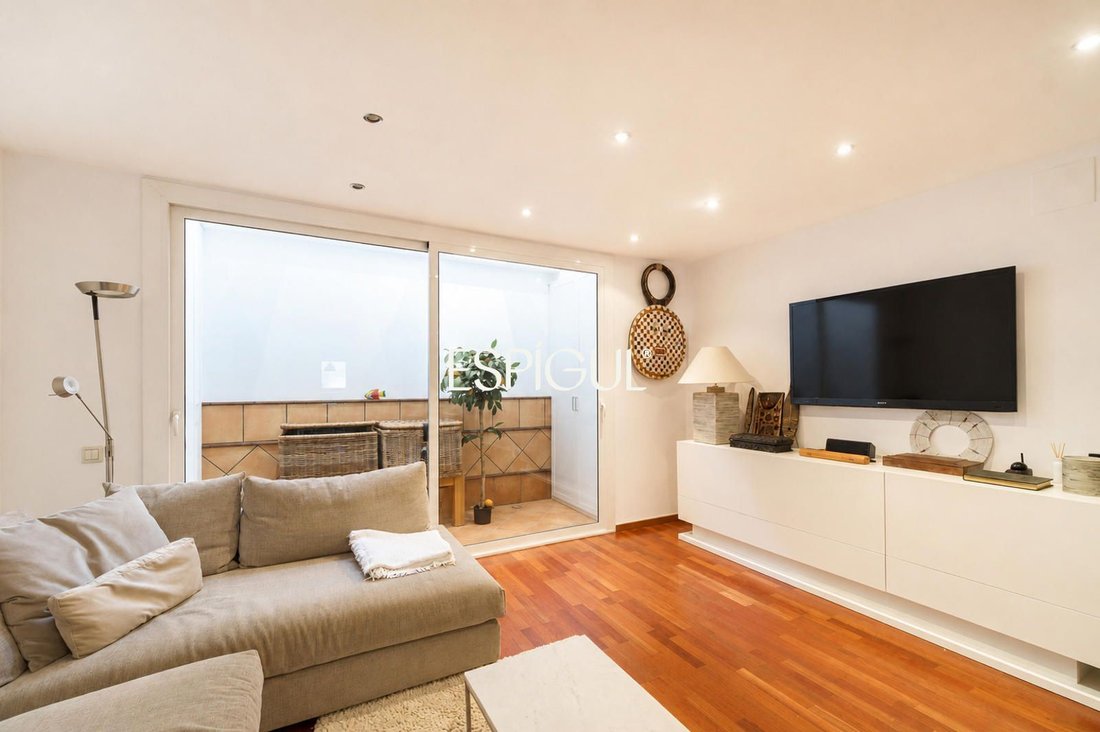 Apartment in Sants-Montjuic, Barcelona, Spain 1 - 17932764