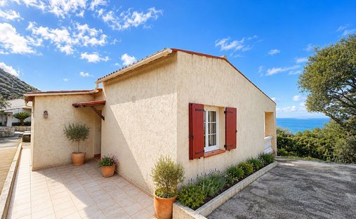 Villa in Corbara, Corsica, France 1