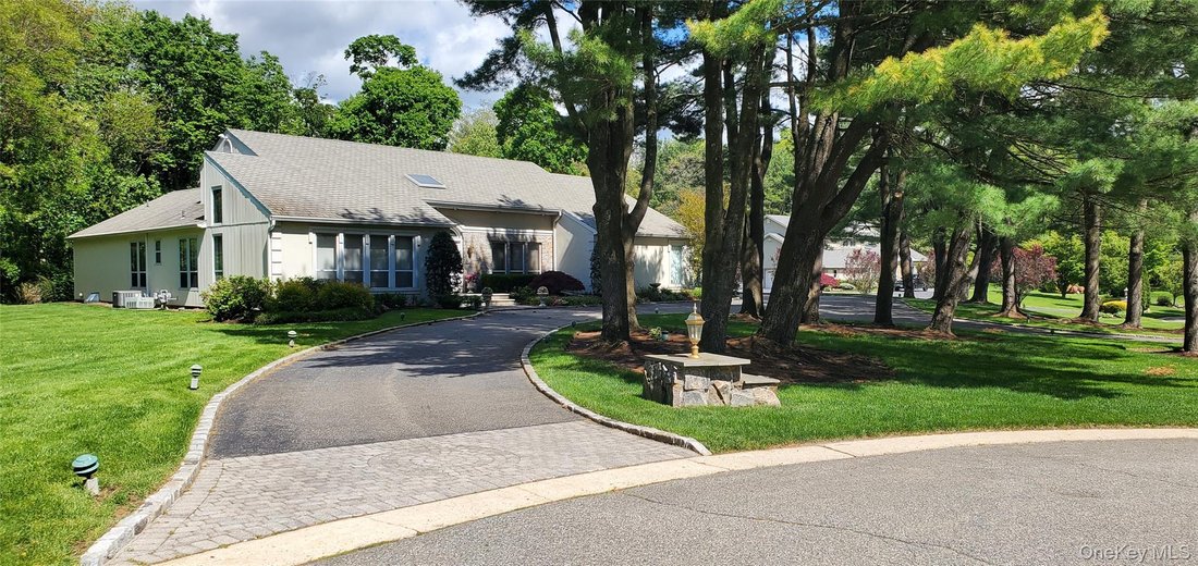 House in Old Westbury, New York, United States 1 - 17229421