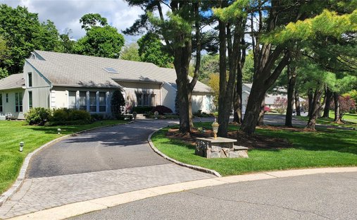 House in Old Westbury, New York, United States 1