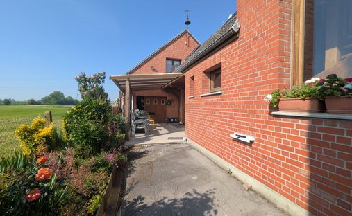 House in Merignies, Hauts-de-France, France 1