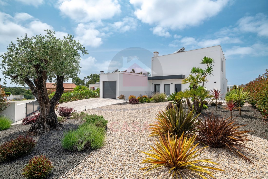 House in Nadadouro, Leiria District, Portugal 1 - 17930772