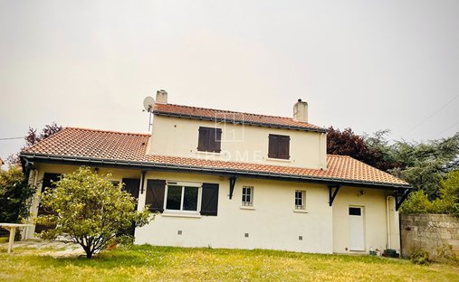 House in La Grand Noé, Vertou, France 1
