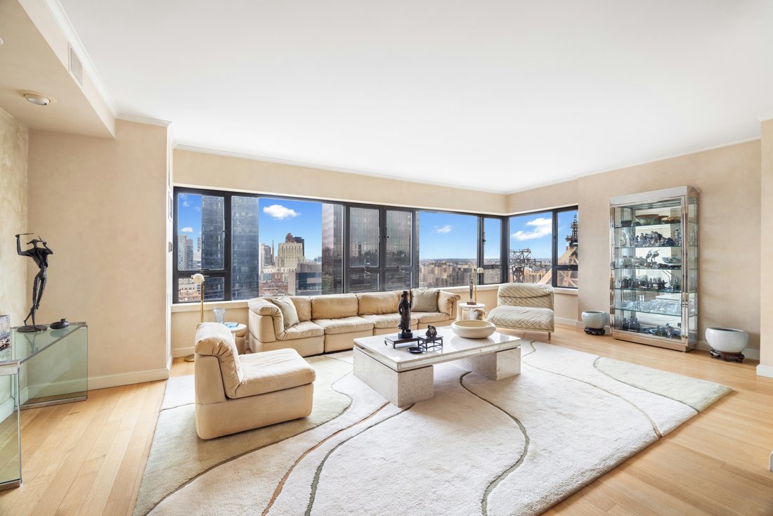 Co Op in New York, New York, United States 1 - 17099659