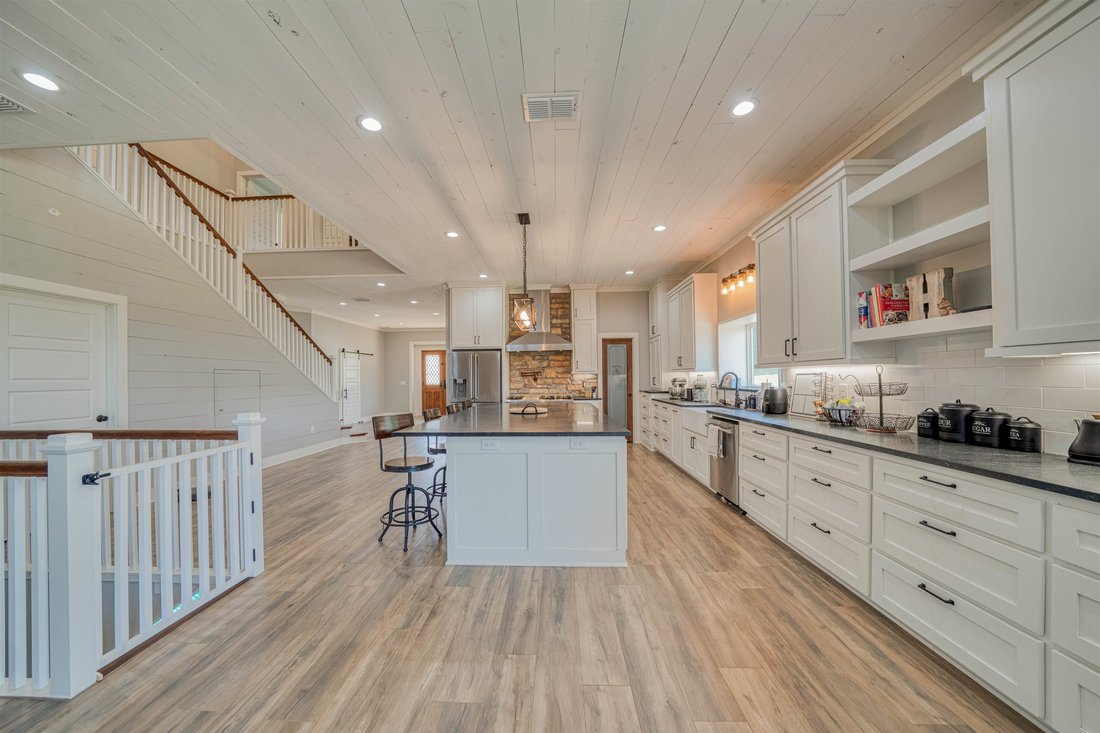 House in Gilmer, Texas, United States 4 - 17936781