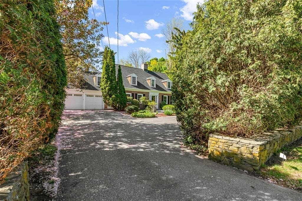 House in East Providence, Rhode Island, United States 2 - 17936234