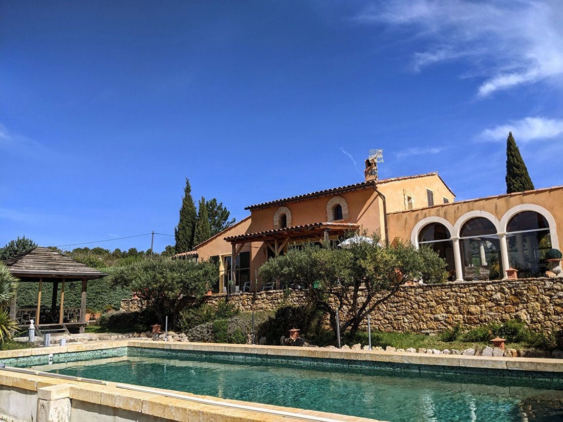 House in Aups, Provence-Alpes-Côte d'Azur, France 2 - 15987818