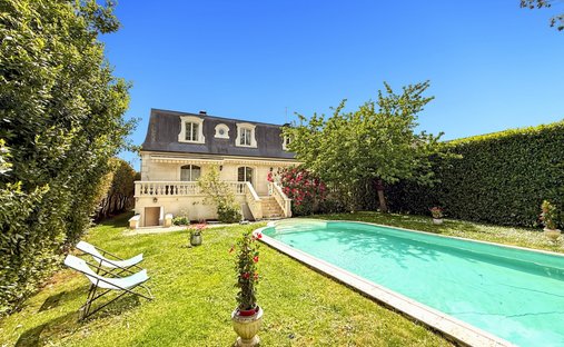 House in Le Plessis-Trévise, Ile-de-France, France 1