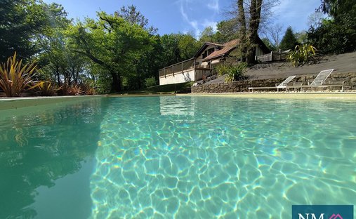 House in Lahonce, Nouvelle-Aquitaine, France 1
