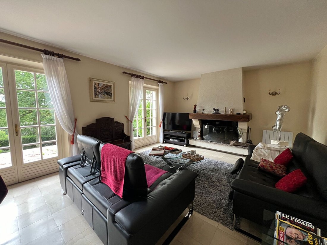 House in Jouars-Pontchartrain, Ile-de-France, France 3 - 17499612