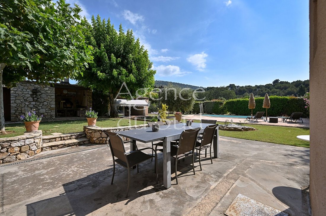 House in Ganteaume, Aubagne, France 3 - 16053012