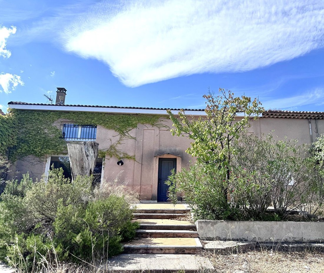 House in Montagne des Chèvres, Villeneuve-lès-Avignon, France 1 - 16130233