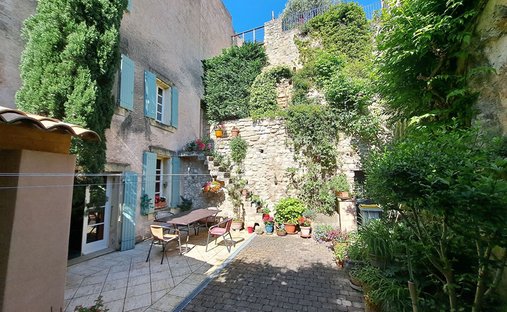 Casa en Le Barroux, Provenza-Alpes-Costa Azul, Francia 1
