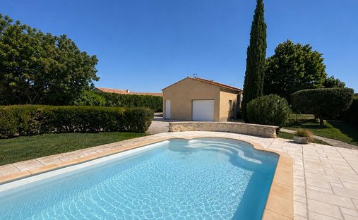 House in Ferrages, La Fare-les-Oliviers, France 1