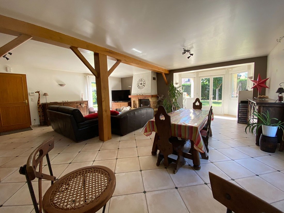 House in Montfort-l'Amaury, Ile-de-France, France 3 - 17262917