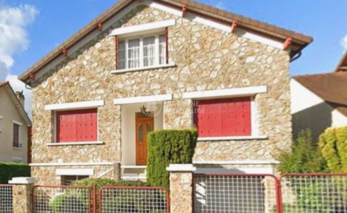 House in Le Chesnay, Le Chesnay-Rocquencourt, France 1