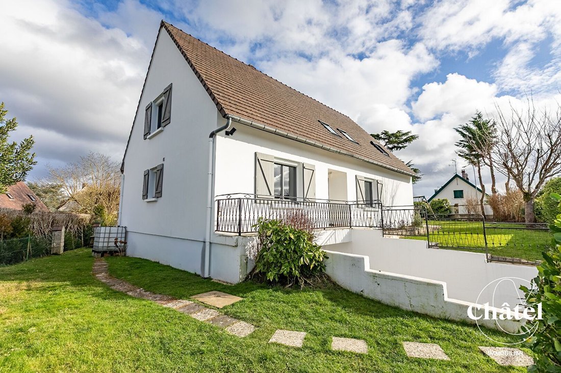 House in Senlis, Hauts-de-France, France 1 - 17103883