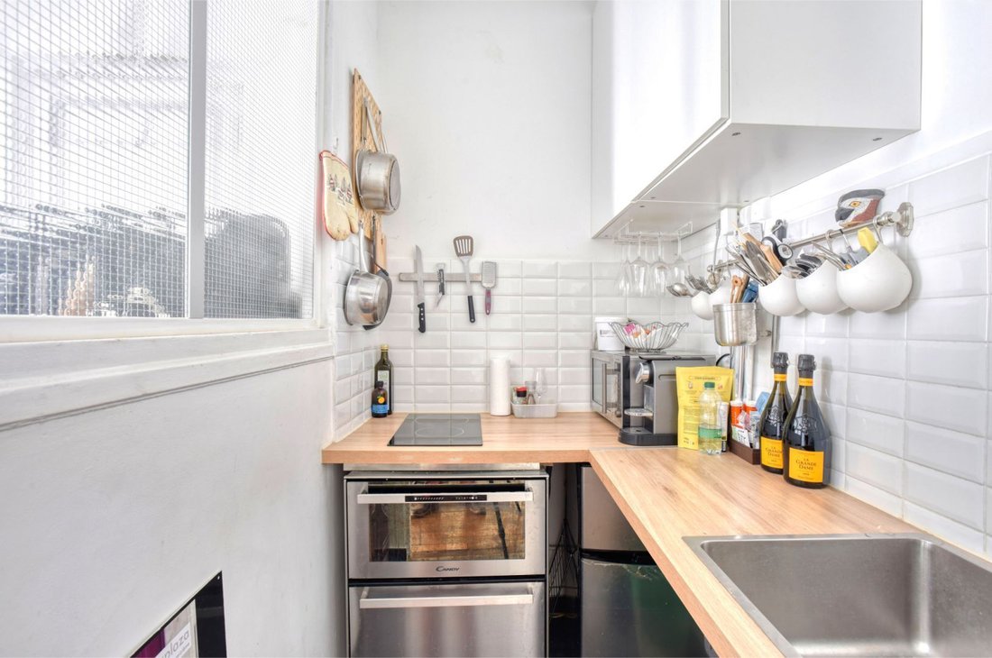 Apartment in Palais Royal, Paris 1er Arrondissement, Paris 4 - 17228607