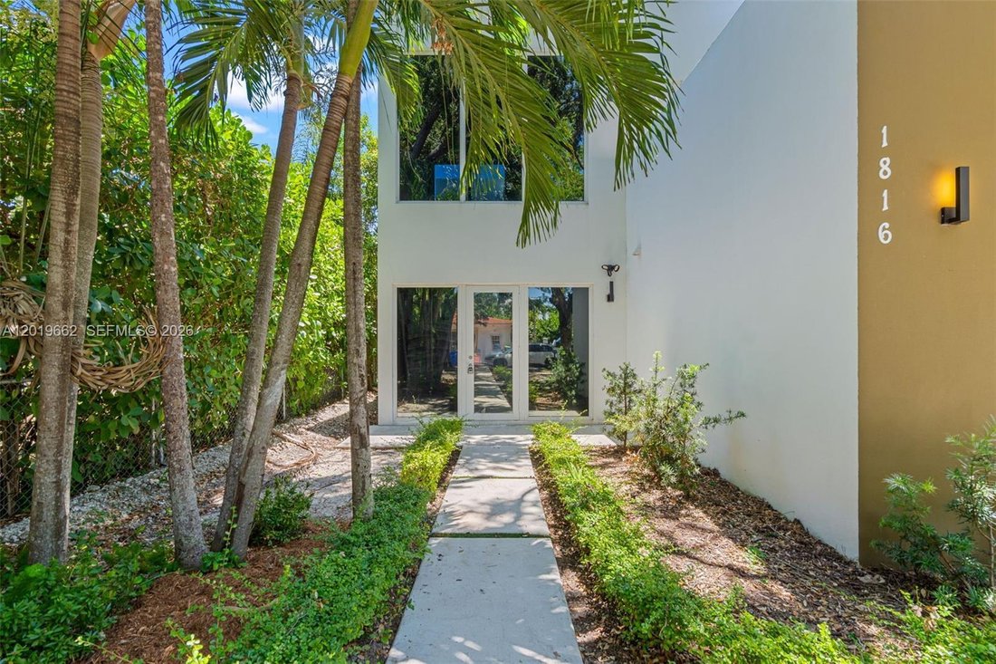 House in Miami, Florida, United States 4 - 17942540
