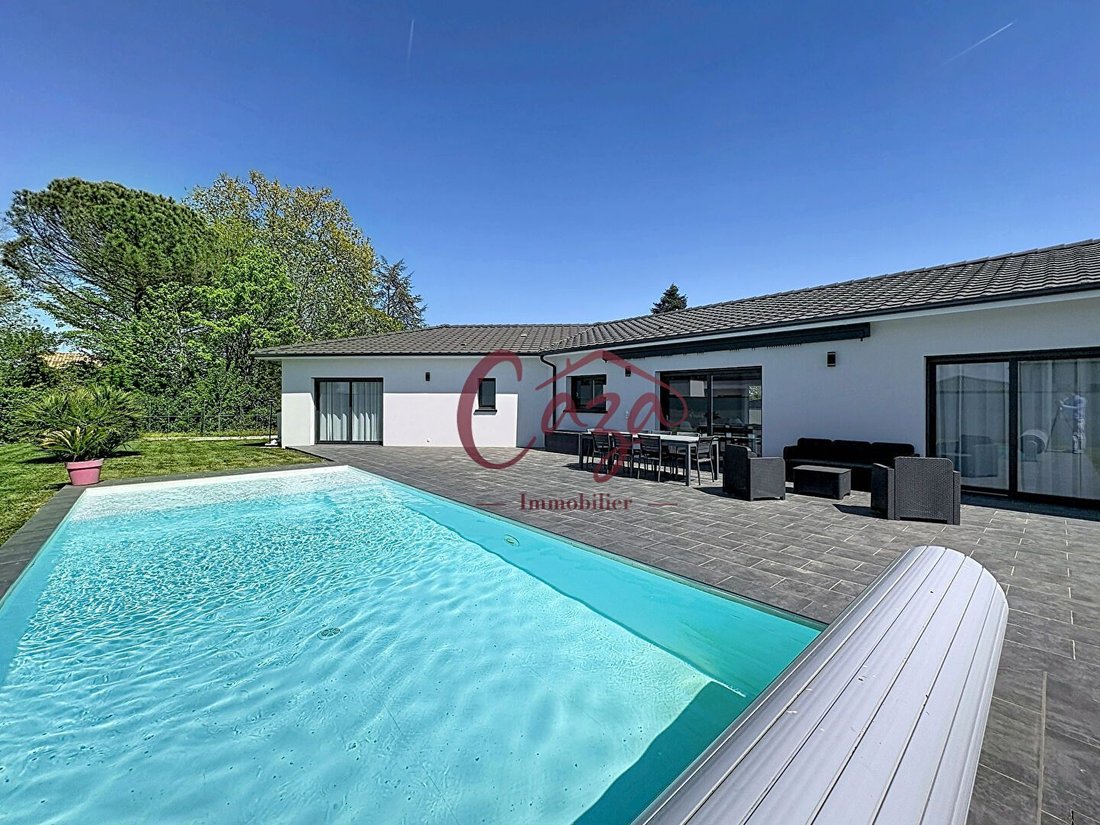 House in Camblanes-et-Meynac, Nouvelle-Aquitaine, France 1 - 17652439