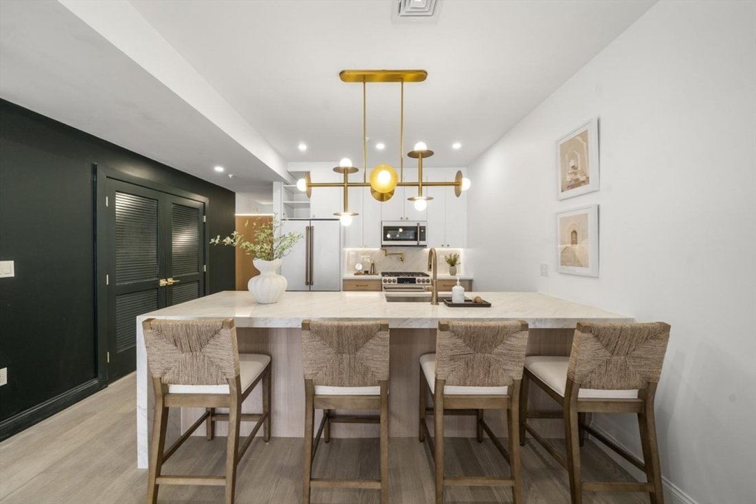House in Boston, Massachusetts, United States 4 - 17937699