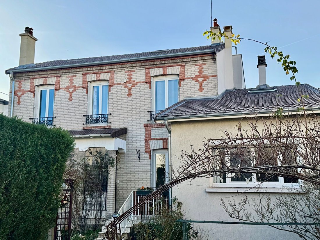 House in Bois-Colombes, Ile-de-France, France 1 - 17262969