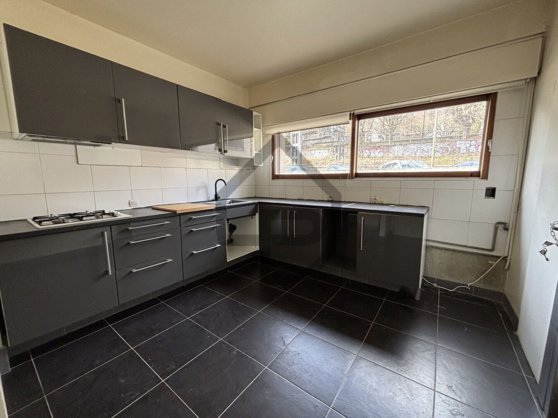 Apartment in Saint-Cloud, Ile-de-France, France 3 - 17260299