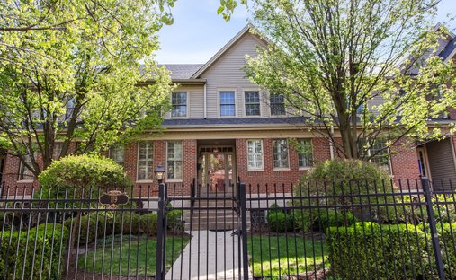 Townhouse in Elmhurst, Illinois, United States 1