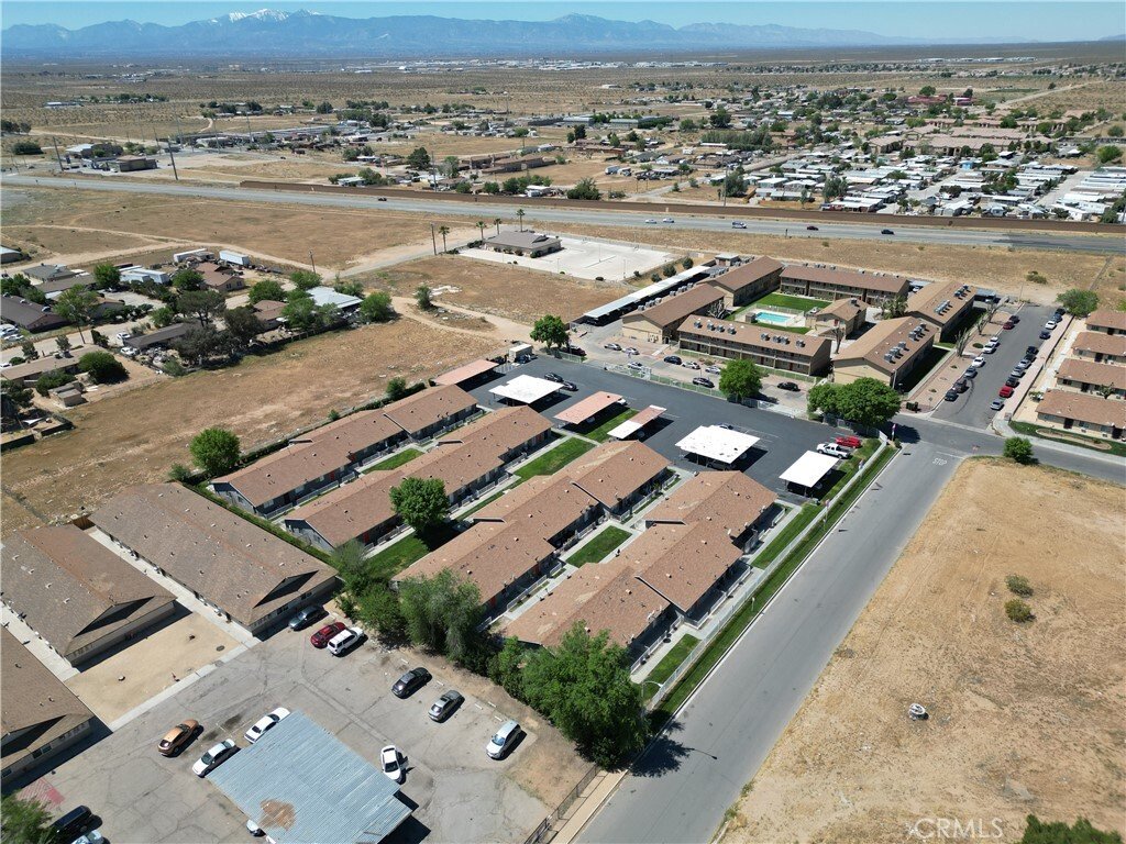 Apartment in Adelanto, California, United States 2 - 17931209