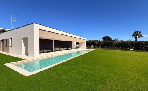 Villa en Moniga del Garda, Lombardía, Italia 1
