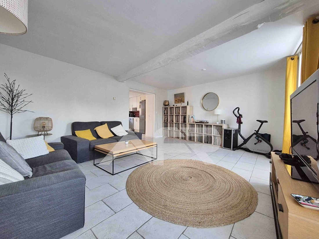 House in Montesson, Ile-de-France, France 3 - 17564284