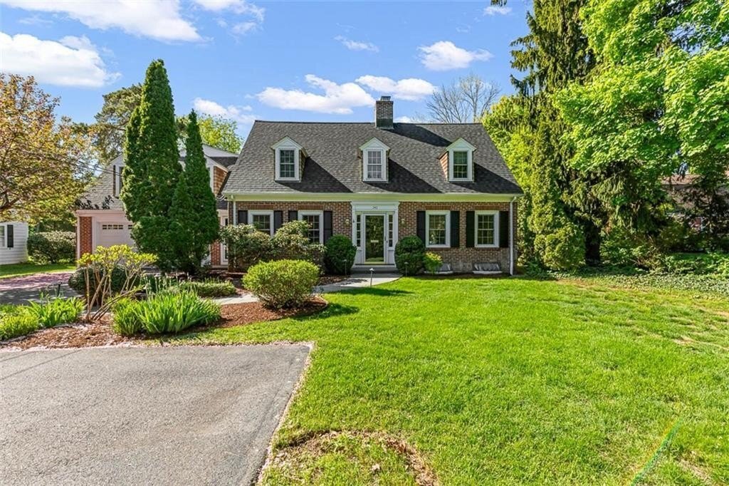 House in East Providence, Rhode Island, United States 1 - 17936234