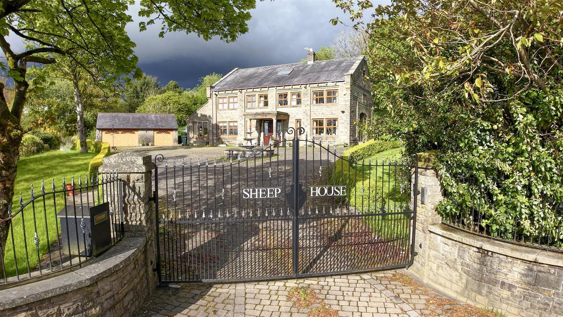 House in Bacup, England 5 - 17942819