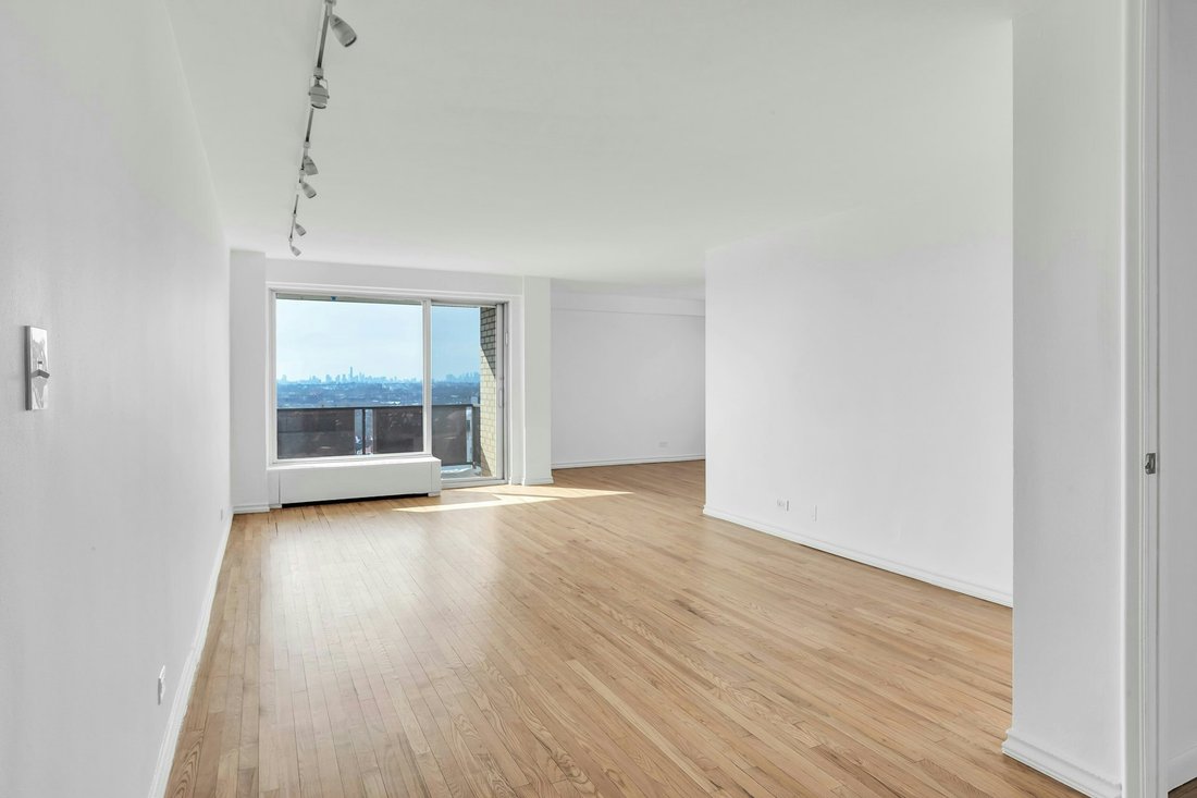 Co Op in New York, New York, United States 5 - 17342833