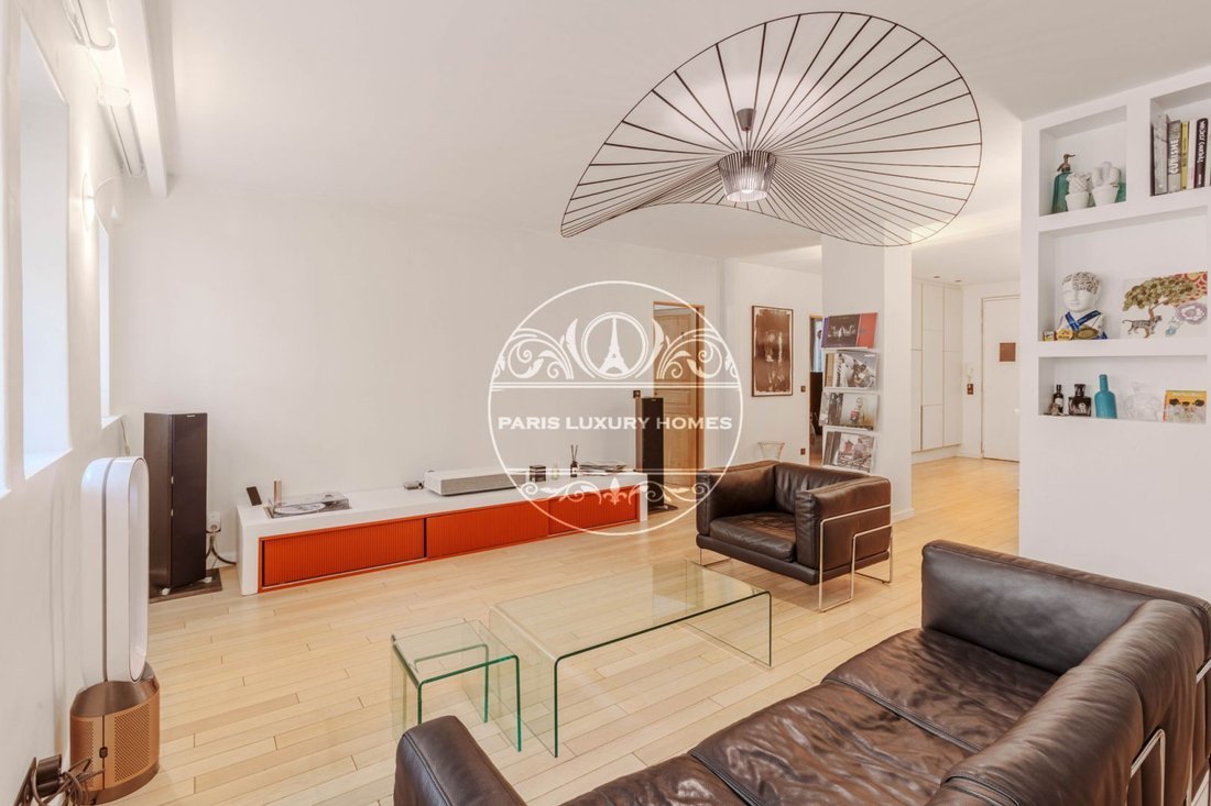 Apartment in Palais Royal, Paris 1er Arrondissement, Paris 5 - 16769646