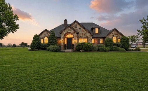 House in Red Oak, Texas, United States 1
