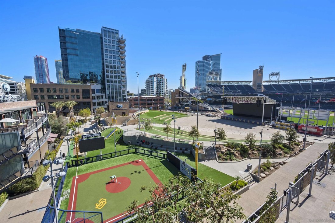 Condo in San Diego, California, United States 2 - 17934836