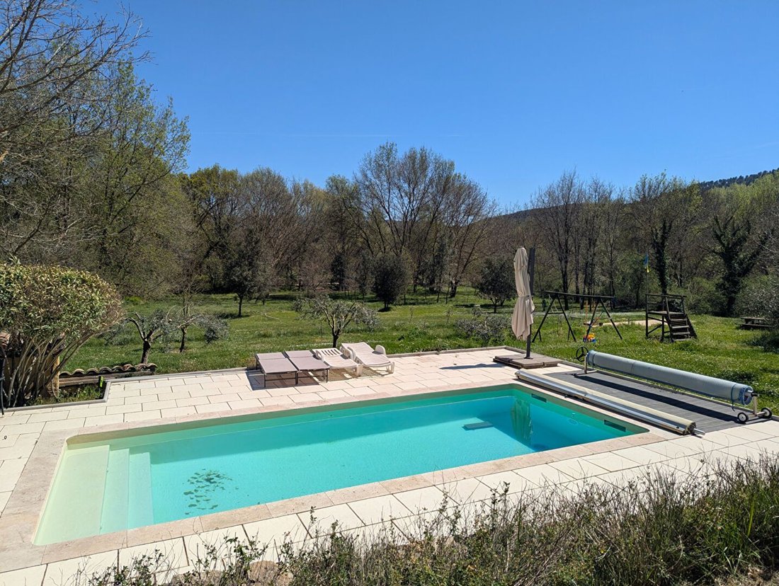 House in Salernes, Provence-Alpes-Côte d'Azur, France 1 - 16953874