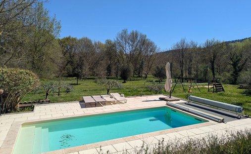 House in Salernes, Provence-Alpes-Côte d'Azur, France 1