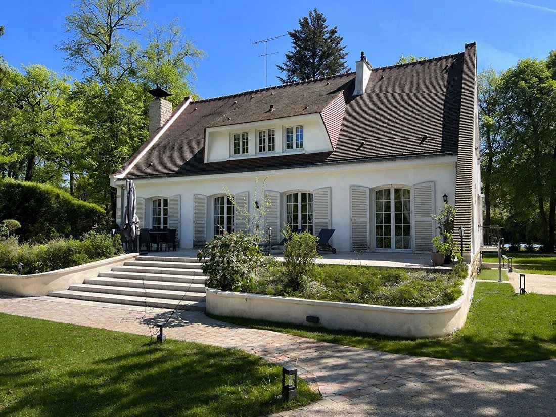 House in Ouest, Lamorlaye, France 1 - 17782327