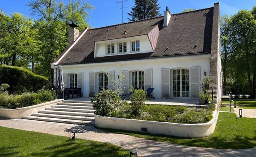 Haus in Ouest, Lamorlaye, Frankreich 1