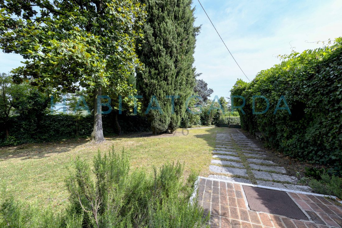 Salo, Lombardy, Italy 4 - 17936142