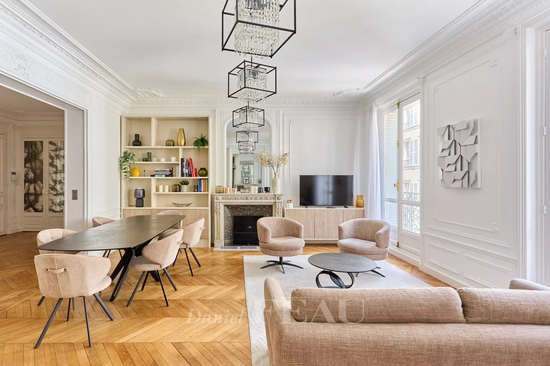 Apartment in Saint Philippe du Roule, Paris 8e Arrondissement, Paris 1 - 17930165