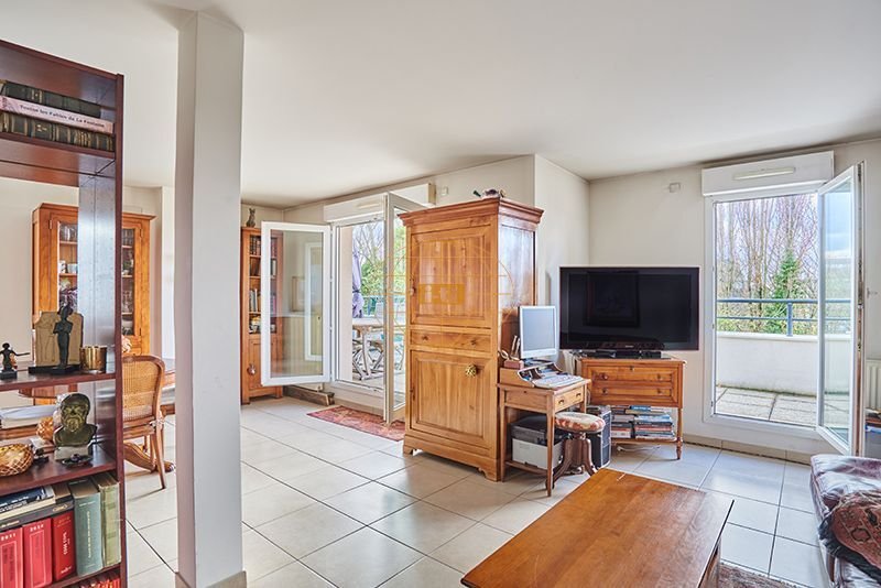 Apartment in Grenouillère-Marnois-Rive de Marne, Noisy-le-Grand, France 3 - 16709972