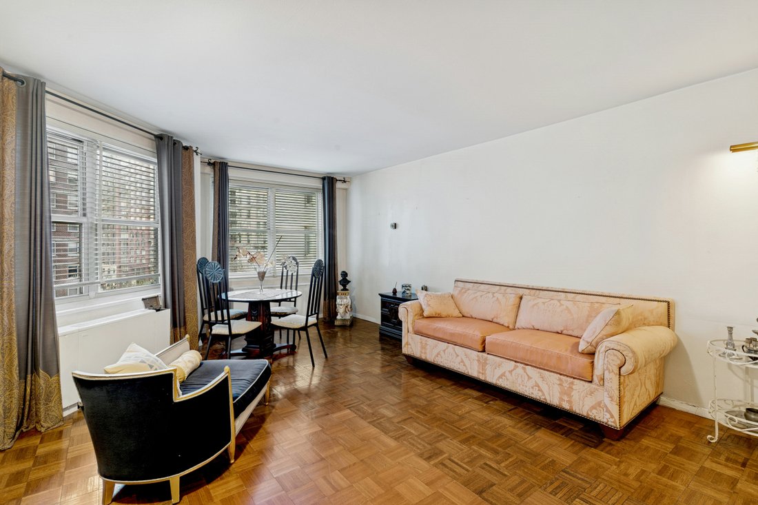 Condo in New York, New York, United States 2 - 16956674