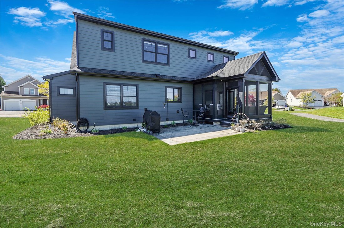 House in Jamesport, New York, United States 5 - 17930038